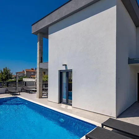 Holiday home Andreas With Private Pool - Happy